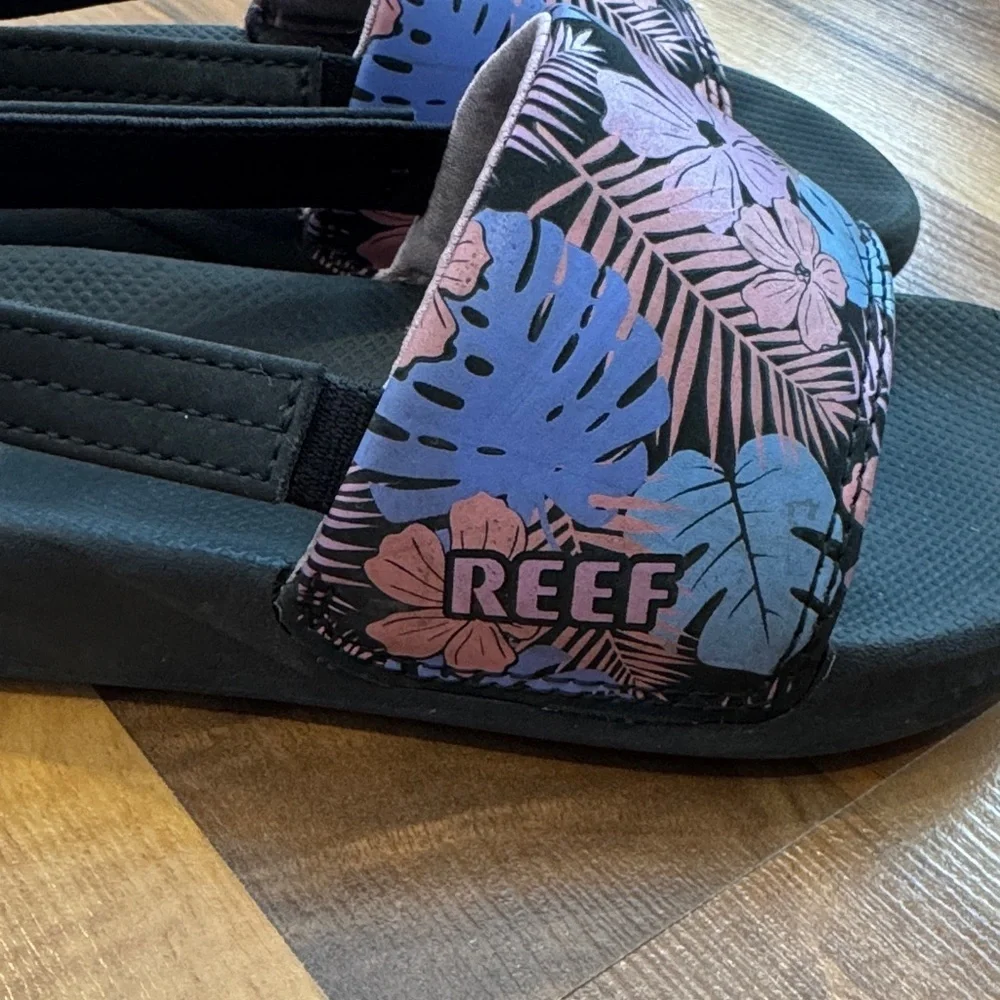 Reef Black kid Slides with Tropical Print size 12